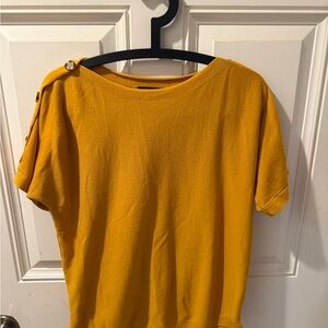 Cable & Gauge Mustard Short Sleeve Top Yellow size M